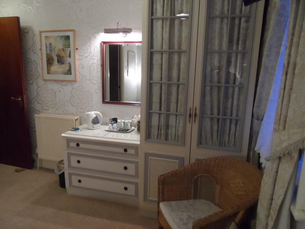 Fairhaven Hotel - 46 Palatine Road Blackpool Bilik gambar